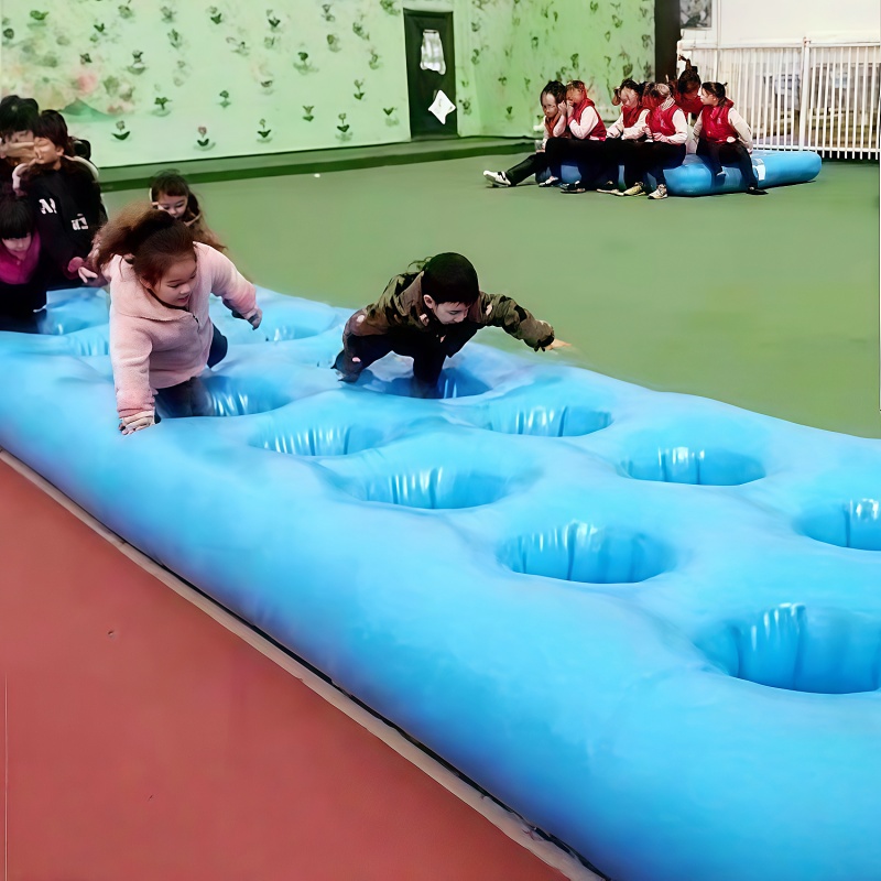 Sports Equipment And Facilities - Acessórios Infláveis para Jogos Esportivos, Pista