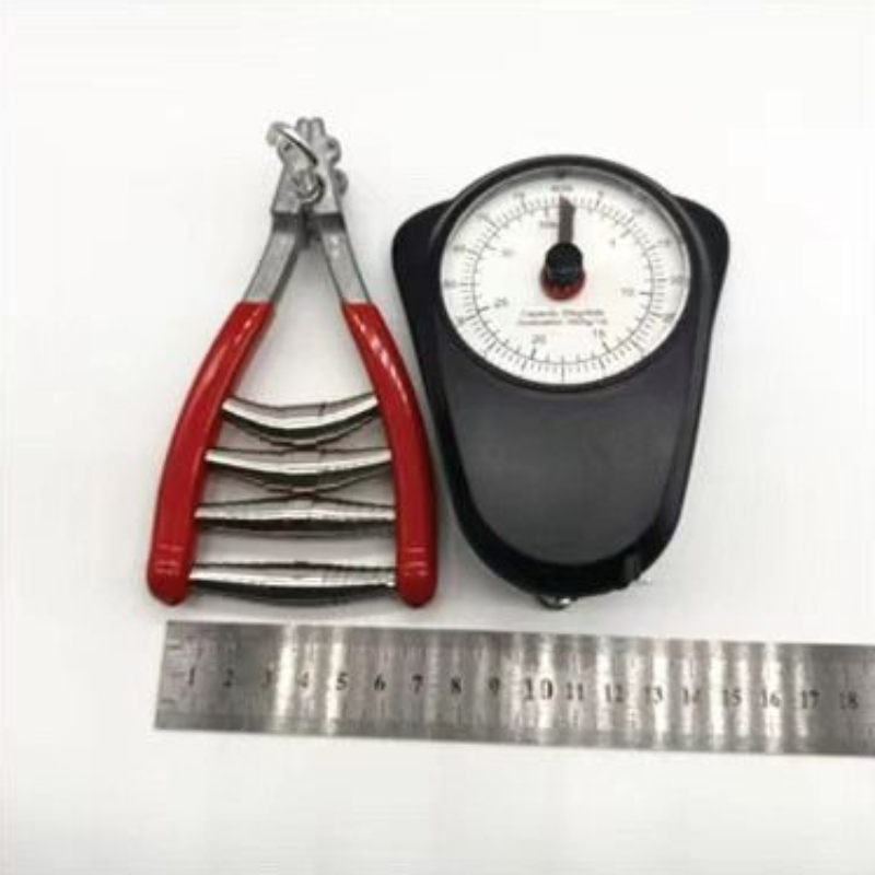 Dispositivo de pesagem de raqu - Sports Equipment That Starts With A avaliação e preço
